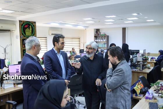 گزارش تصویری | بازدید مدیران استانی و شهری از روزنامه شهرآرا به مناسبت روز خبرنگار - ۳