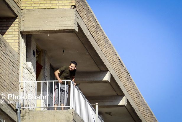 دیوار حائل شهرک پردیس و شهرک شهید بهشتی مشهد تخریب شد