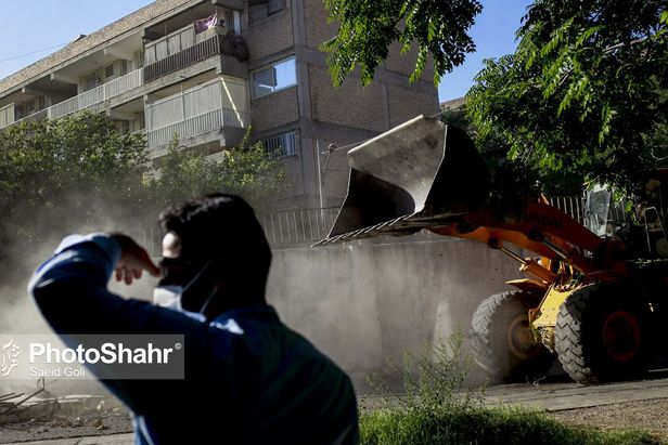 دیوار حائل شهرک پردیس و شهرک شهید بهشتی مشهد تخریب شد