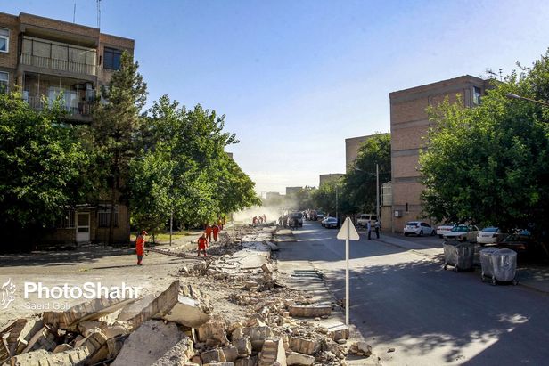 دیوار حائل شهرک پردیس و شهرک شهید بهشتی مشهد تخریب شد