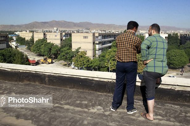 دیوار حائل شهرک پردیس و شهرک شهید بهشتی مشهد تخریب شد