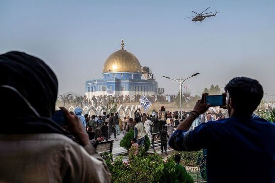 گزارش تصویری | یک جشن مردانه: چهارمین سالگرد بازگشت دوباره طالبان به قدرت