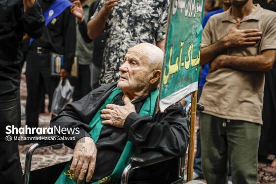 گزارش تصویری | «حسینیه حرم»، عزاداری سنتی اقوام استان‌های مختلف در حرم مطهر رضوی