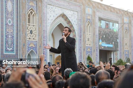 گزارش تصویری | مراسم چهارپایه خوانی شهادت حضرت رضا علیه السلام در حرم مطهر رضوی