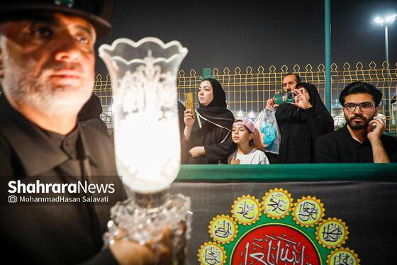 گزارش تصویری | آیین شام غریبان شهادت امام رضا(ع) در حرم رضوی