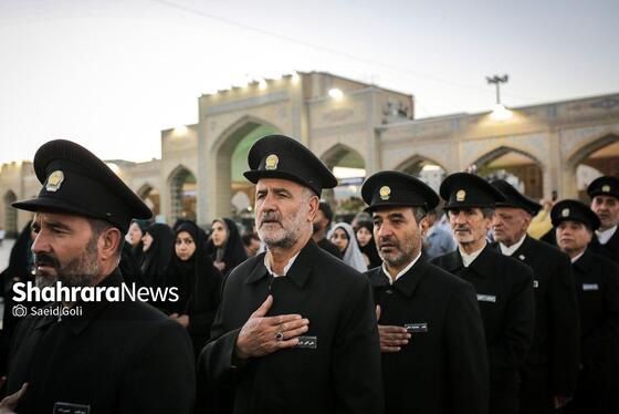 گزارش تصویری | آیین سنتی تعویض پوش ضریح مطهر امام رضا (ع)
