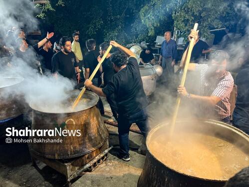 گزارش تصویری | توزیع شله نذری همزمان با شهادت امام حسن عسکری(ع) در مشهد