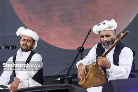 گزارش تصویری | ویژه‌برنامه «رصد ماه سرخ» در بوستان کوهسنگی مشهد