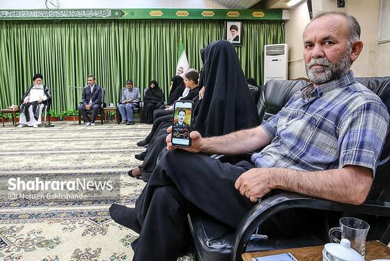 گزارش تصویری | دیدار آیت الله علم الهدی با خانواده شهدای هوافضای سپاه در جنگ ۱۲ روزه