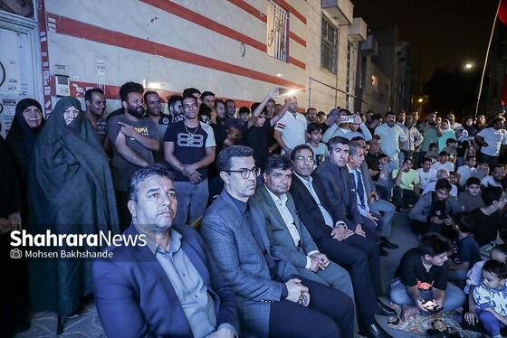 گزارش تصویری | تماشای مسابقه فینال کشتی احمد جوان در مشهد