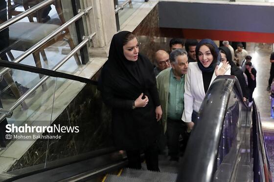 گزارش تصویری | اکران مردمی فیلم «ناجورها» در سینما هویزه مشهد