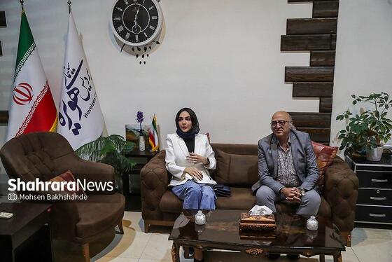 گزارش تصویری | اکران مردمی فیلم «ناجورها» در سینما هویزه مشهد