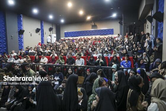 گزارش تصویری | آیین جشن امضای کتاب «نیست» اثر فاضل نظری در مشهد