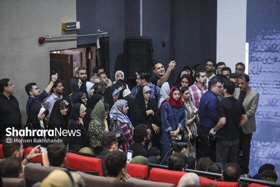 گزارش تصویری | آیین جشن امضای کتاب «نیست» اثر فاضل نظری در مشهد