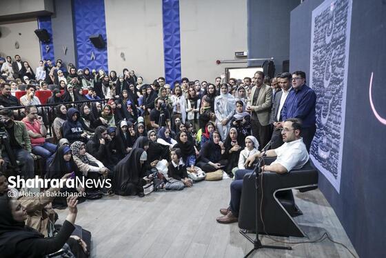 گزارش تصویری | آیین جشن امضای کتاب «نیست» اثر فاضل نظری در مشهد