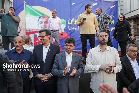 گزارش تصویری | استقبال مردمی از احمد جوان نایب قهرمان مسابقات کشتی آزاد قهرمانی جهان در زاگرب