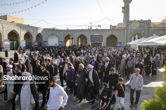 گزارش تصویری | تشییع پیکر مرحوم حجت الاسلام والمسلمین الهى خراسانى در حرم مطهر رضوی
