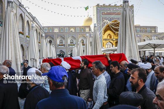 گزارش تصویری | تشییع پیکر مرحوم حجت الاسلام والمسلمین الهى خراسانى در حرم مطهر رضوی