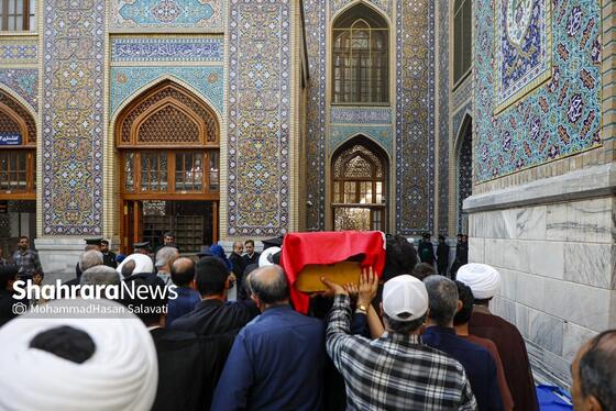 گزارش تصویری | تشییع پیکر مرحوم حجت الاسلام والمسلمین الهى خراسانى در حرم مطهر رضوی
