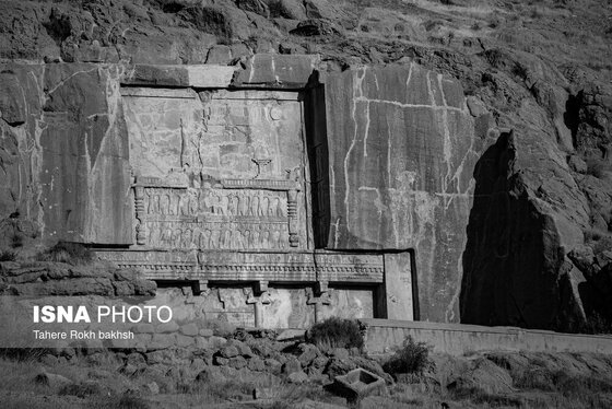 عکس‌های سیاه سفید از تخت جمشید