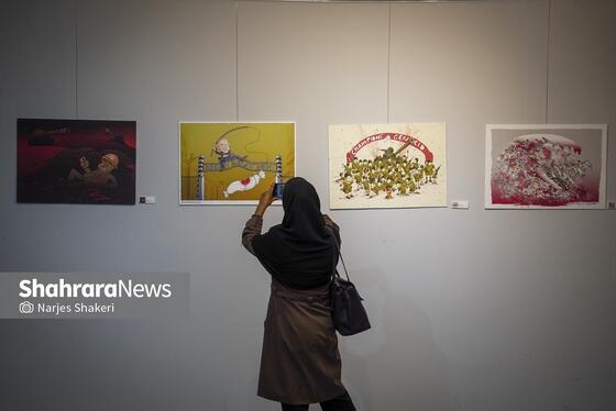 گزارش تصویری | نمایشگاه کاریکاتور «هولوساید»