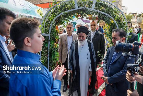 گزارش تصویری | مراسم زنگ نماز در دبیرستان دولتی حسن برزگر مشهد