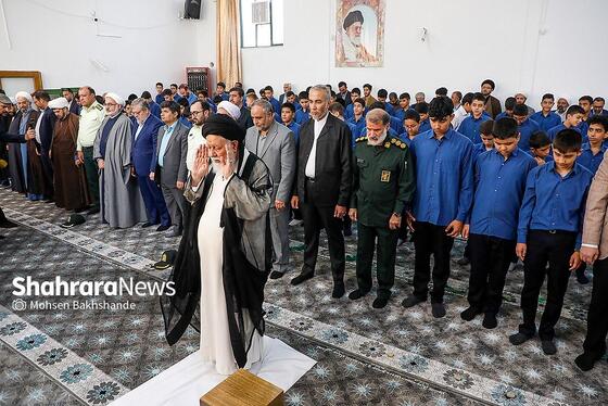 گزارش تصویری | مراسم زنگ نماز در دبیرستان دولتی حسن برزگر مشهد