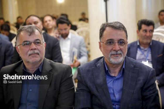 گزارش تصویری | نخستین همایش ملی «گردشگری و تحول پایدار» و آیین رونمایی و تحویل ۳۰ دستگاه خودروی سنگین ویژه خدمات شهری به شهرداری‌های خراسان رضوی