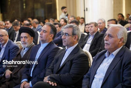 گزارش تصویری | نخستین همایش ملی «گردشگری و تحول پایدار» و آیین رونمایی و تحویل ۳۰ دستگاه خودروی سنگین ویژه خدمات شهری به شهرداری‌های خراسان رضوی