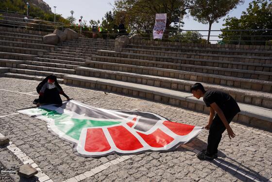 چیدمان چهار هزار درنای کاغذی در حمایت از کودکان غزه