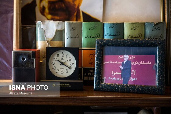 گزارش تصویری | دفتر کار احمد محمود در نارمک تهران