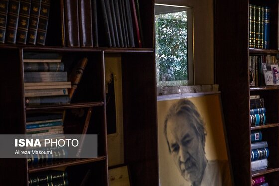 گزارش تصویری | دفتر کار احمد محمود در نارمک تهران