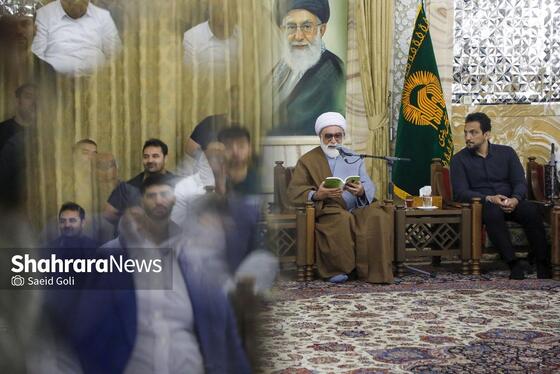 گزارش تصویری | دیدار اعضای تیم‌های ملی کشتی آزاد و فرنگی با تولیت آستان قدس رضوی
