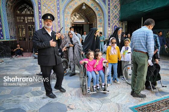 گزارش تصویری | مهمانان کوچک حرم رضوی