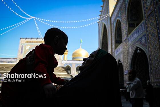 گزارش تصویری | مهمانان کوچک حرم رضوی