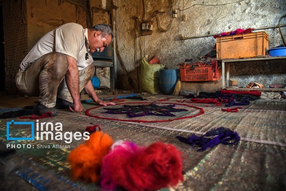 گزارش تصویری | مشاغل فراموش‌شده؛ «نمدمالی»