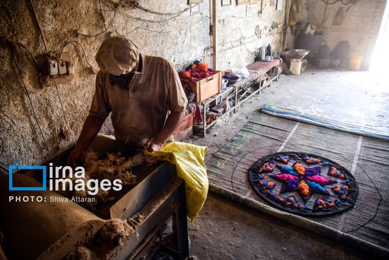 گزارش تصویری | مشاغل فراموش‌شده؛ «نمدمالی»