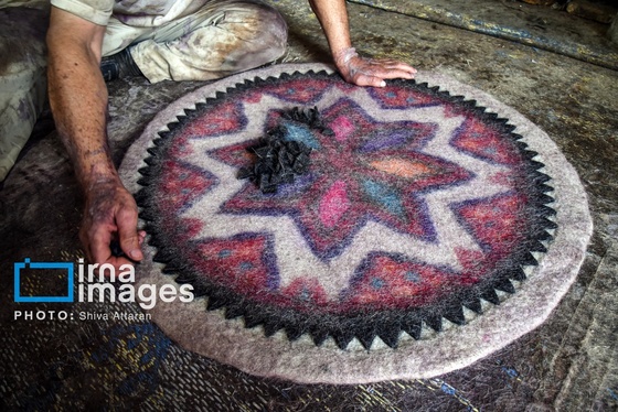 گزارش تصویری | مشاغل فراموش‌شده؛ «نمدمالی»