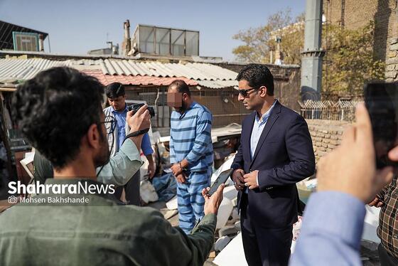 گزارش تصویری | بازسازی قتل مرد جوان به دست برادر همسرش در حوالی پایانه مسافربری مشهد