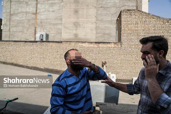 گزارش تصویری | بازسازی قتل مرد جوان به دست برادر همسرش در حوالی پایانه مسافربری مشهد