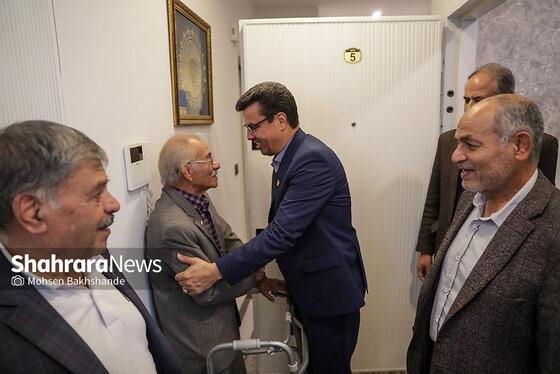 گزارش تصویری | دیدار خانواده ورزش از استاد حمید توکل پیشکسوت کشتی