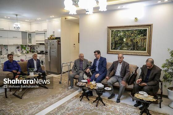 گزارش تصویری | دیدار خانواده ورزش از استاد حمید توکل پیشکسوت کشتی