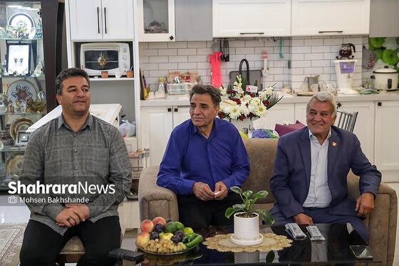 گزارش تصویری | دیدار خانواده ورزش از استاد حمید توکل پیشکسوت کشتی