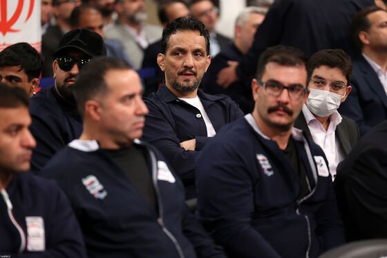 عکس‌هایی از دیدار مدال‌آوران ورزشی و علمی با رهبر انقلاب (۲۸ مهرماه ۱۴۰۴)