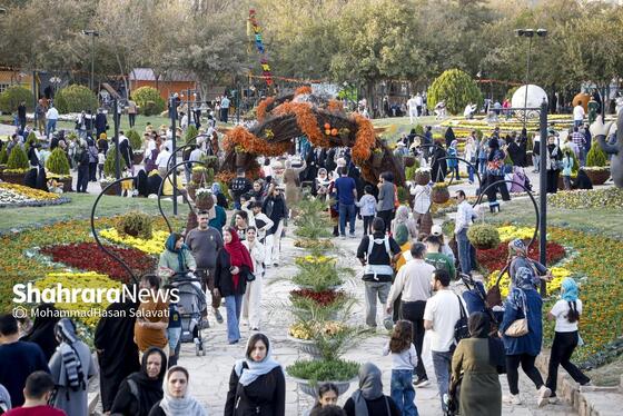 گزارش تصویری | طعم و رنگ پاییز در باغ مشهد