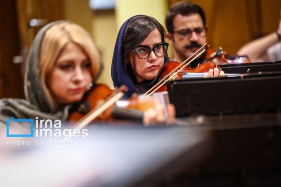 گزارش تصویری | تمرین ارکستر موسیقی ملی ایران