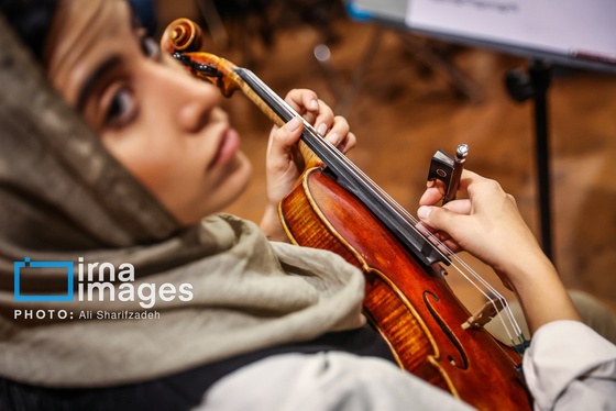 گزارش تصویری | تمرین ارکستر موسیقی ملی ایران
