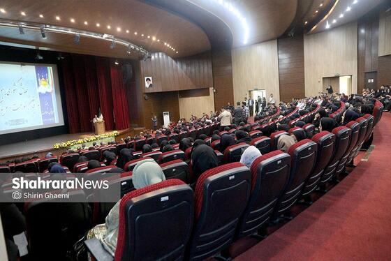 گزارش تصویری | همایش ملی تقدیر از بهورزان، مراقبان سلامت و مربیان بهورزی در مشهد