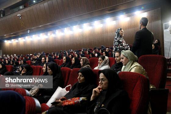 گزارش تصویری | همایش ملی تقدیر از بهورزان، مراقبان سلامت و مربیان بهورزی در مشهد