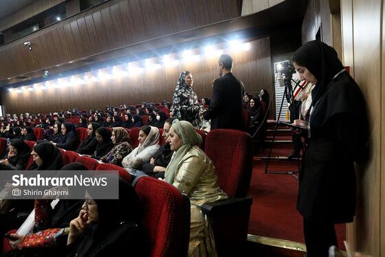 گزارش تصویری | همایش ملی تقدیر از بهورزان، مراقبان سلامت و مربیان بهورزی در مشهد